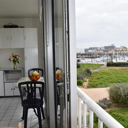 Appartement 1 Chambre, Avec Loggia Et Vue Sur Le Port Olona La Chaume Εξωτερικό φωτογραφία